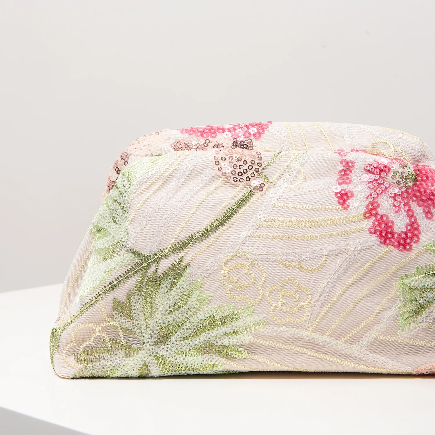 Pochette clutch florales perlées