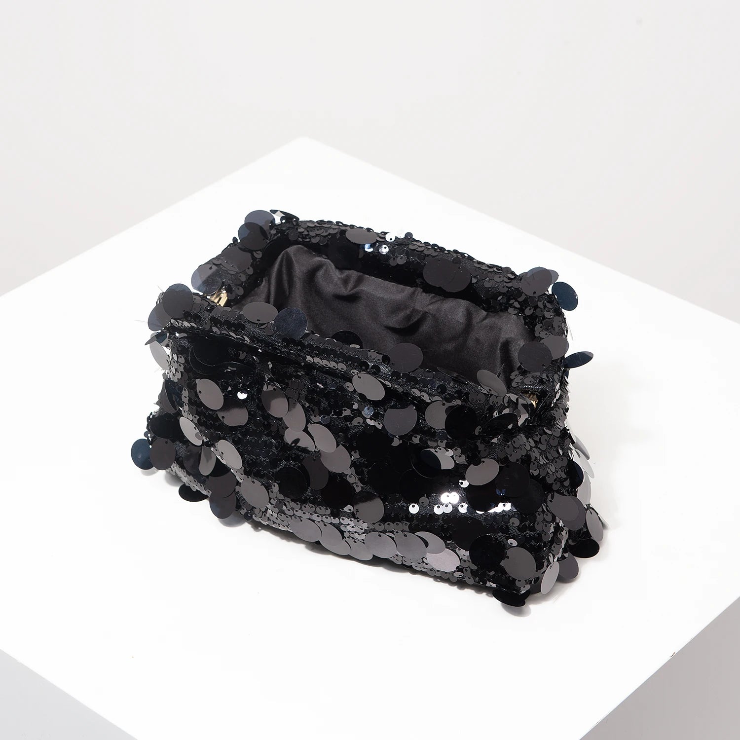 Pochette clutch à sequins