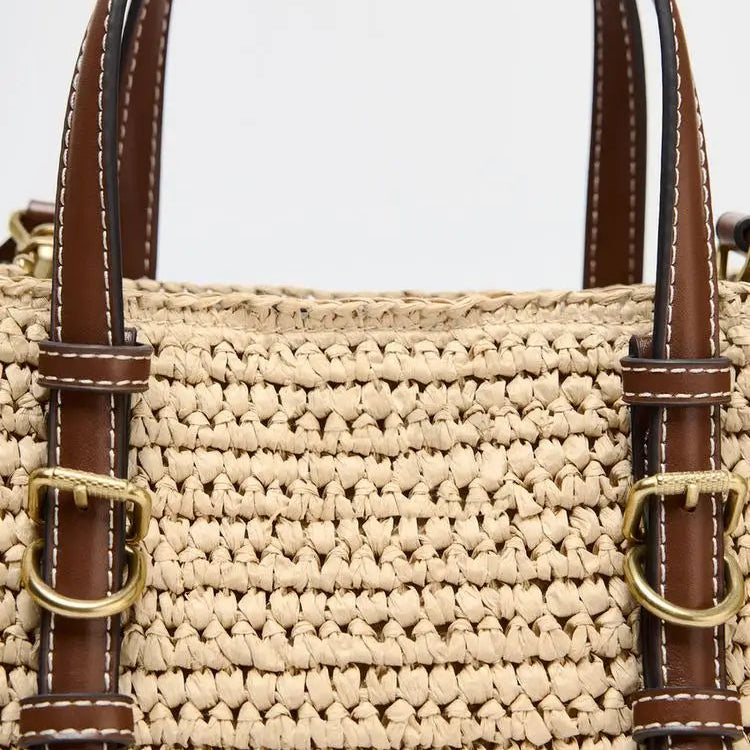 Petit sac à main tressée