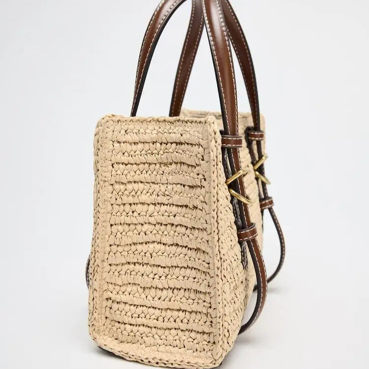 Petit sac à main tressée