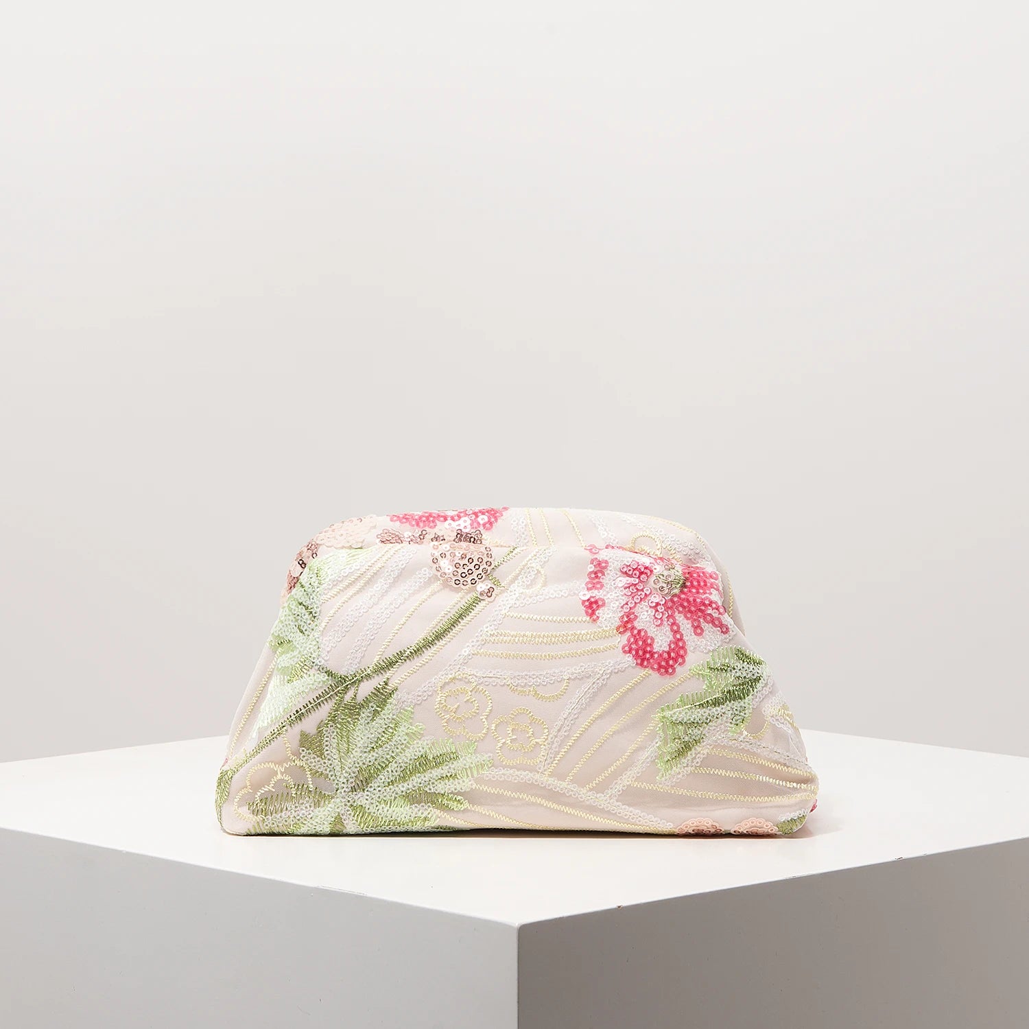 Pochette clutch florales perlées