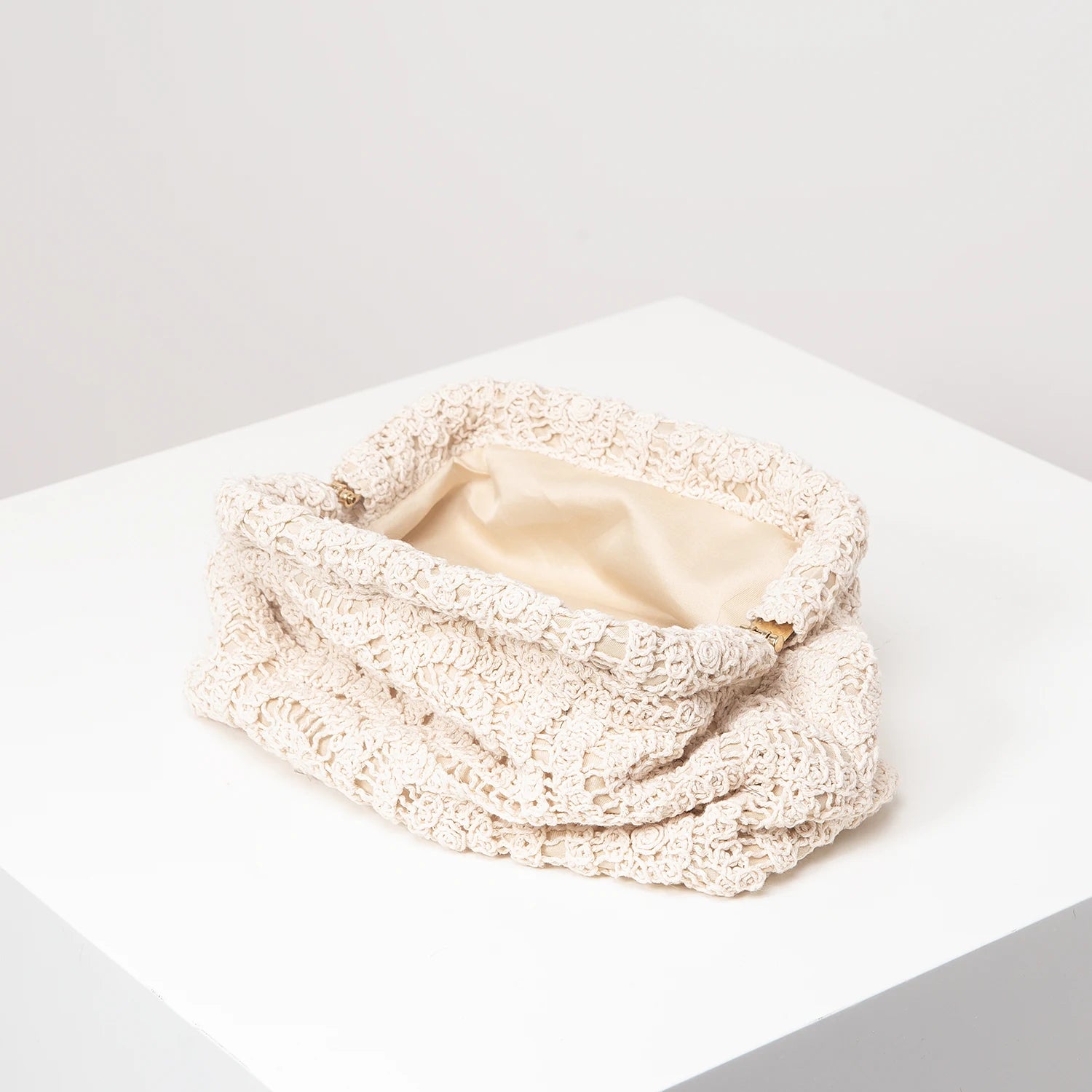 Pochette clutch en tissus à motif